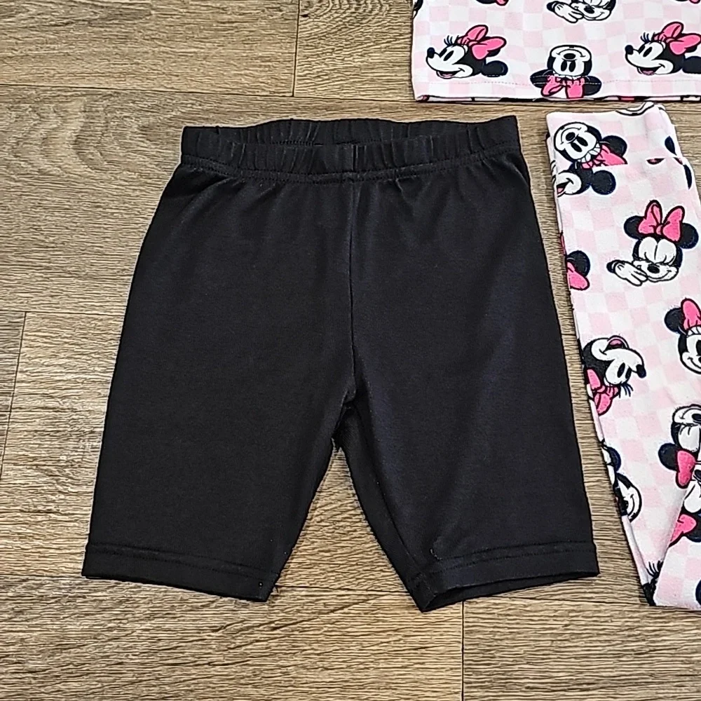 Disney Minnie Mouse girls size 6  three piece pajamas